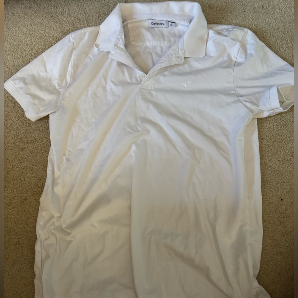 Calvin Klein 3 button shirt